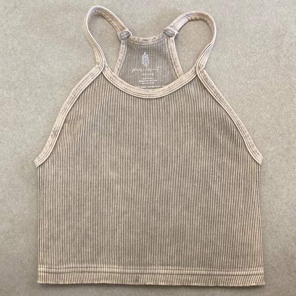 Free People Tops - Free People Movement Happiness Runs Crop Tank in Stone Eagle size M/L